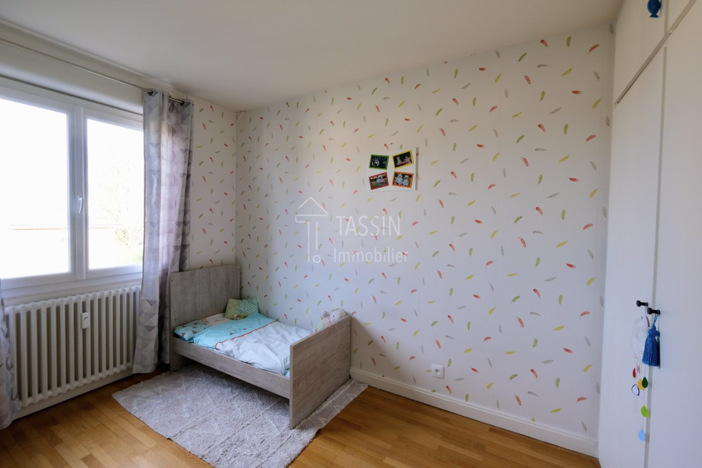 Appartement familial Tassin Centre au calme - Chambre 1