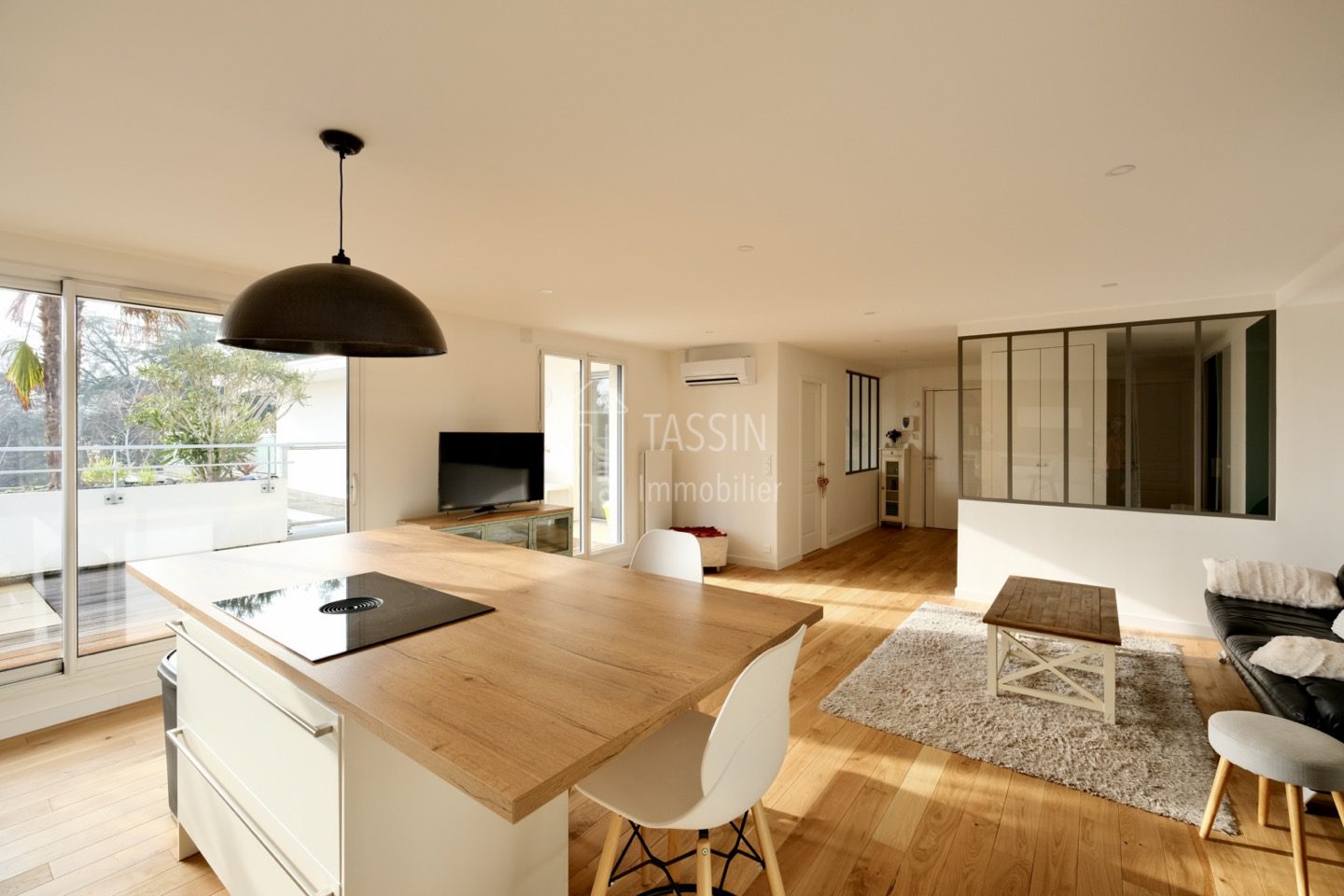 Appartement dernier étage terrasse Tassin Bourg - Grande pièce à vivre