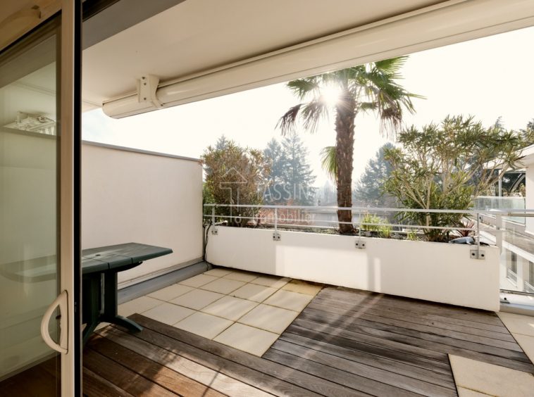 Appartement dernier étage terrasse Tassin Bourg - terrasse