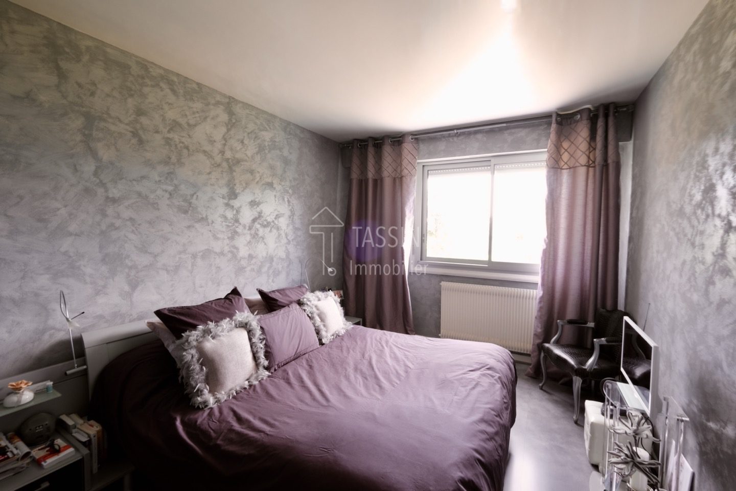 Grand appartement à Tassin 5 chambres au calme - Chambre 3