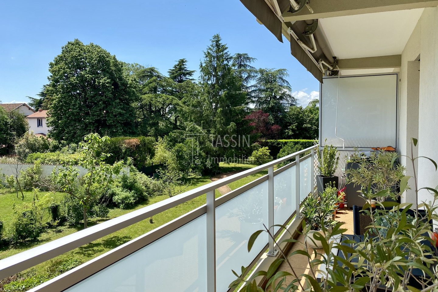 Grand appartement à Tassin 5 chambres au calme - Balcon 2