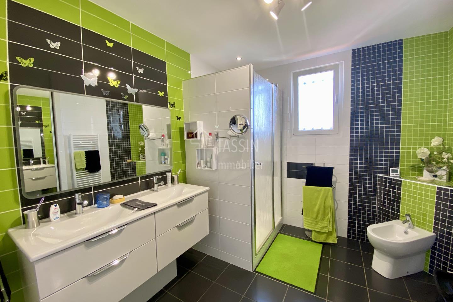 Maison_5_Pieces_Piscine_Salle_de_Bain