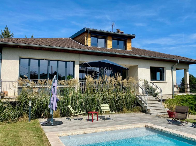 Maison Craponne 6 Pieces 220m2 Maison Piscine