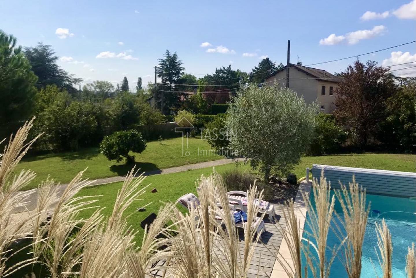 Maison Craponne 6 Pieces 220m2 grand terrain avec Piscine