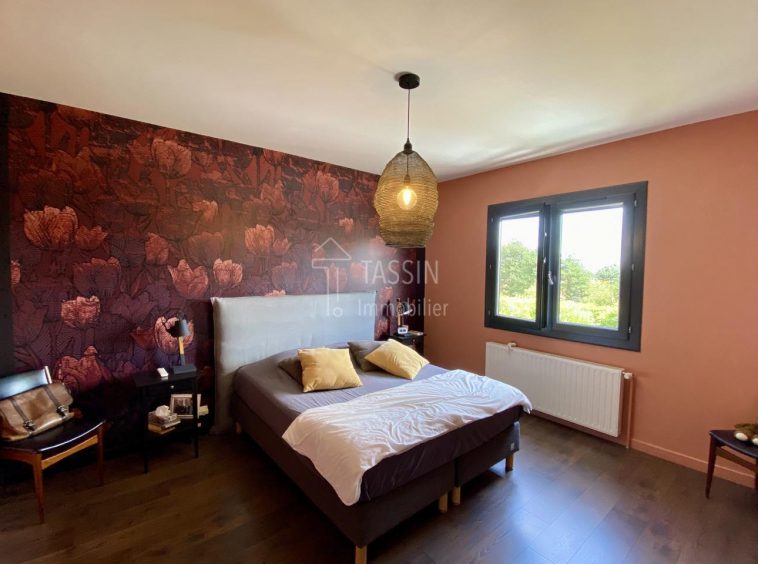 Maison Craponne 6 Pieces 220m2 Chambre 2