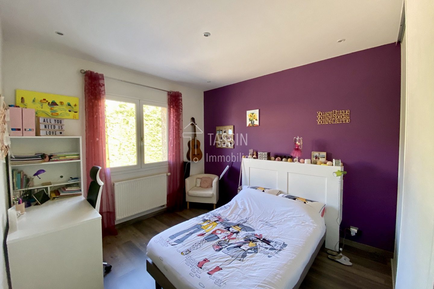 Maison Ecully 7 pieces chambre 1