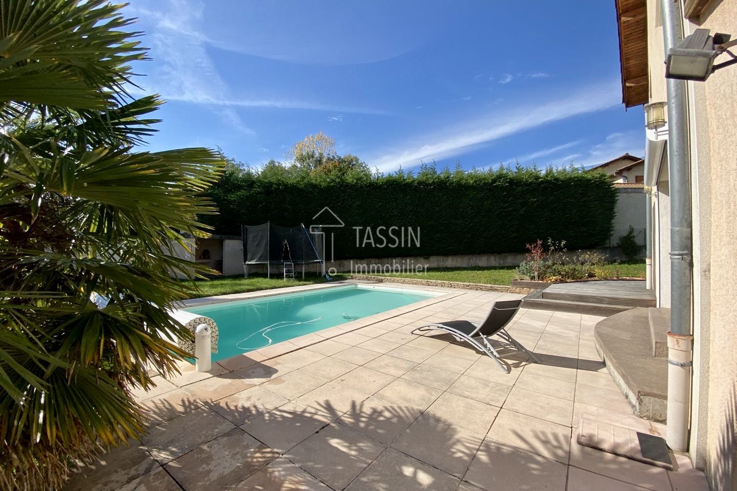 Maison Ecully 7 pieces piscine 1