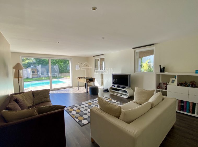 Maison Ecully 7 pieces Salon