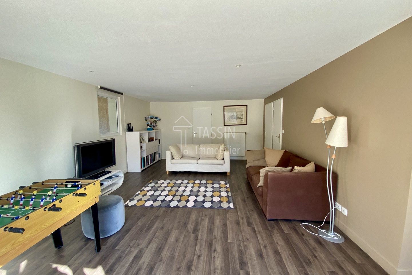 Maison Ecully 7 pieces Salon2