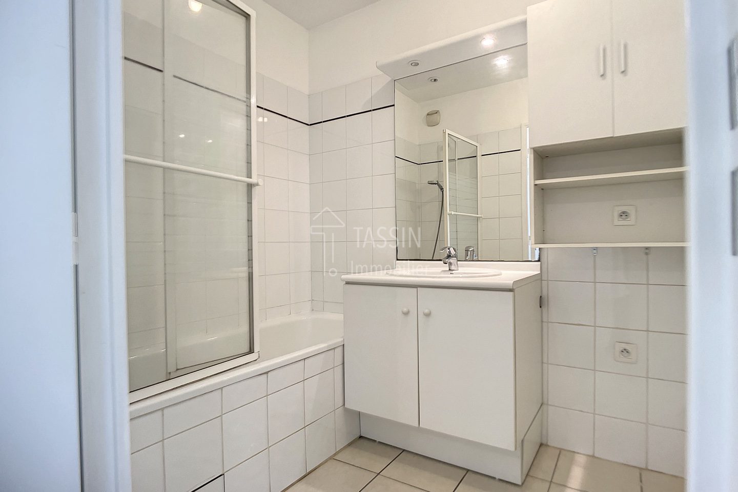 Appartement 3 pièces Francheville - Salle de bains