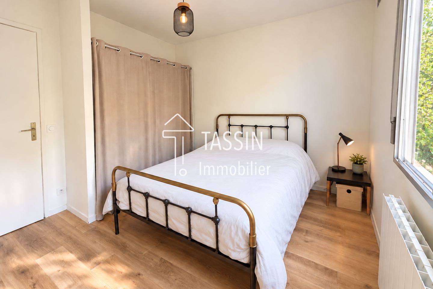 TASSIN – T2 rénové vendu loué