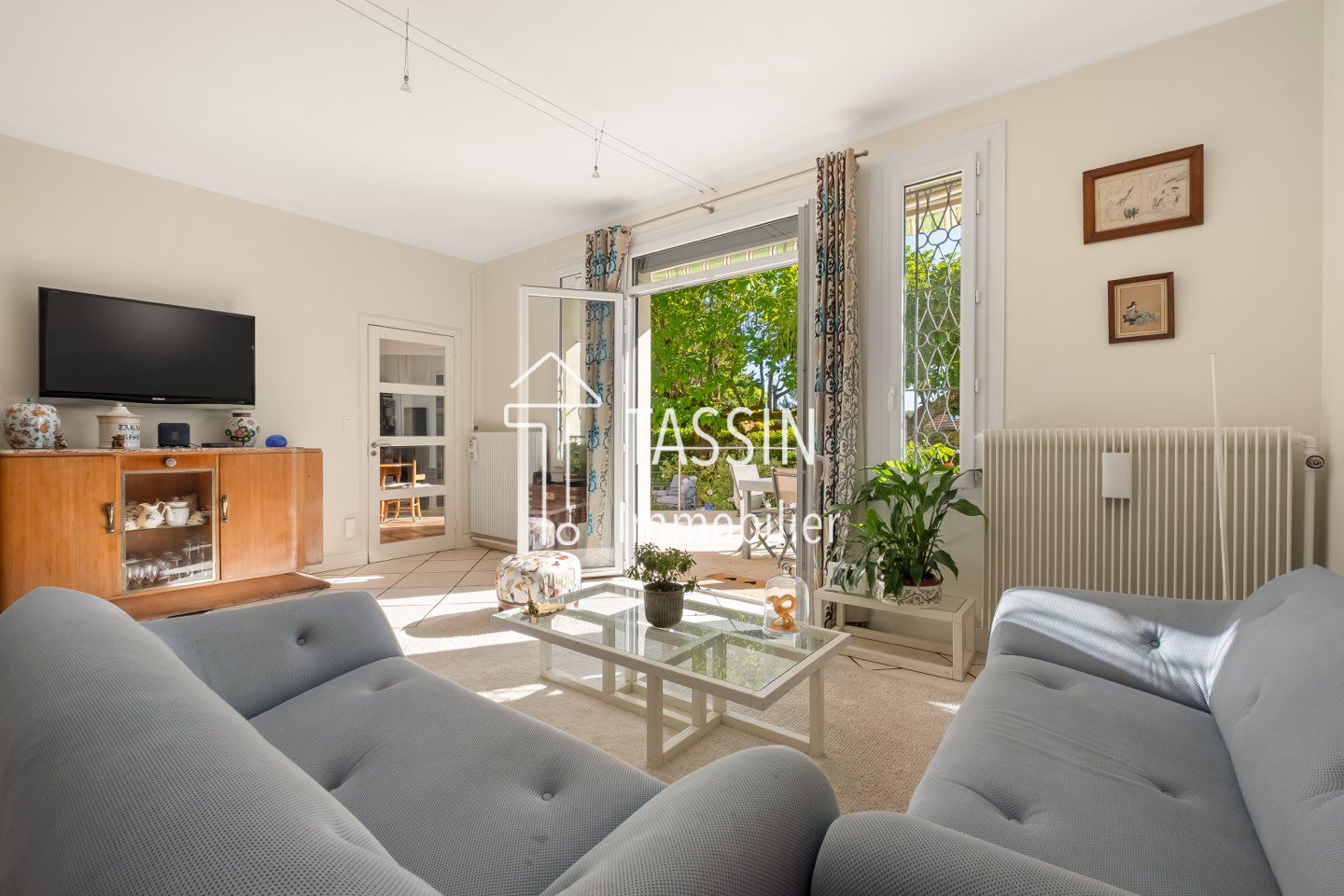 Francheville – maison ancienne avec piscine et vue dégagée
