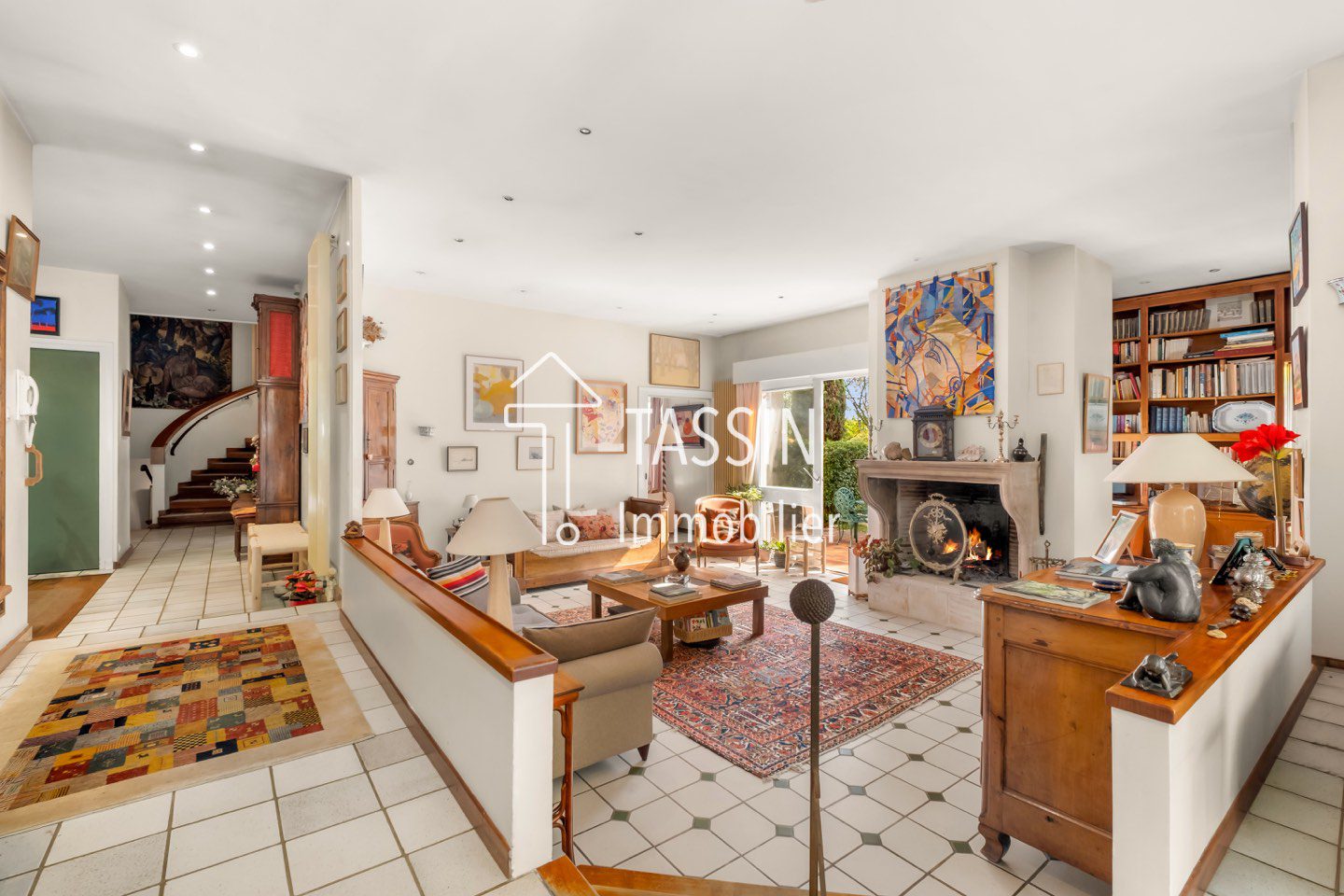TASSIN – Maison à rénover entre Bourg et centre