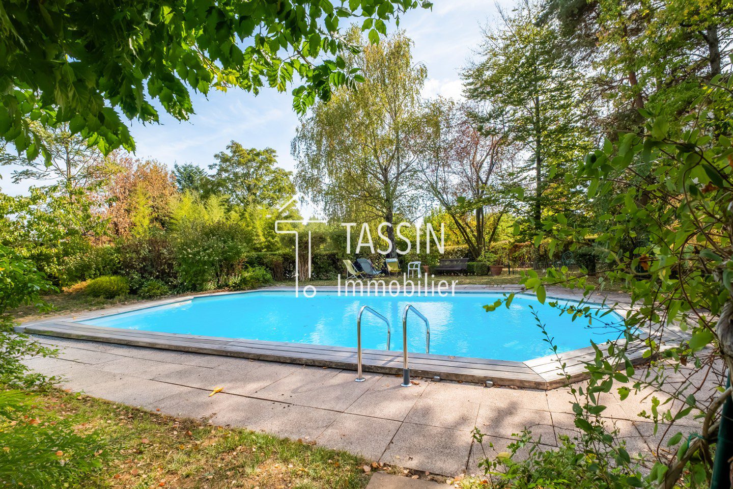 TASSIN – Maison à rénover entre Bourg et centre